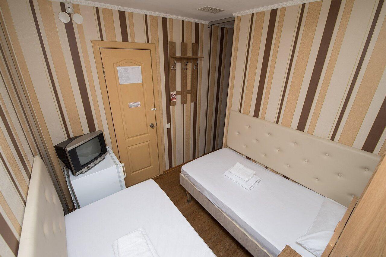 אודסה Tokyo Star Economy Hotel מראה חיצוני תמונה